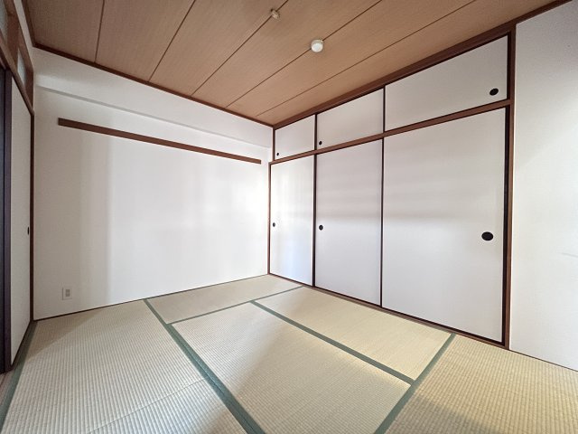 グレース南住吉の和室