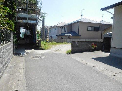 西陵2丁目　売地の前面道路含む現地写真|閑静な住宅街です。