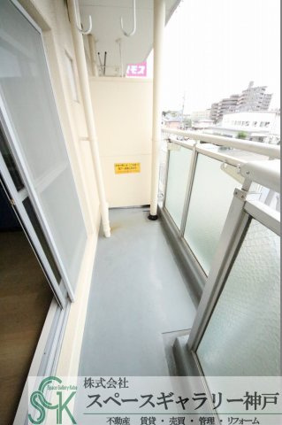 クリスタル明舞のバルコニー|※お部屋により仕様が異なる場合があります※