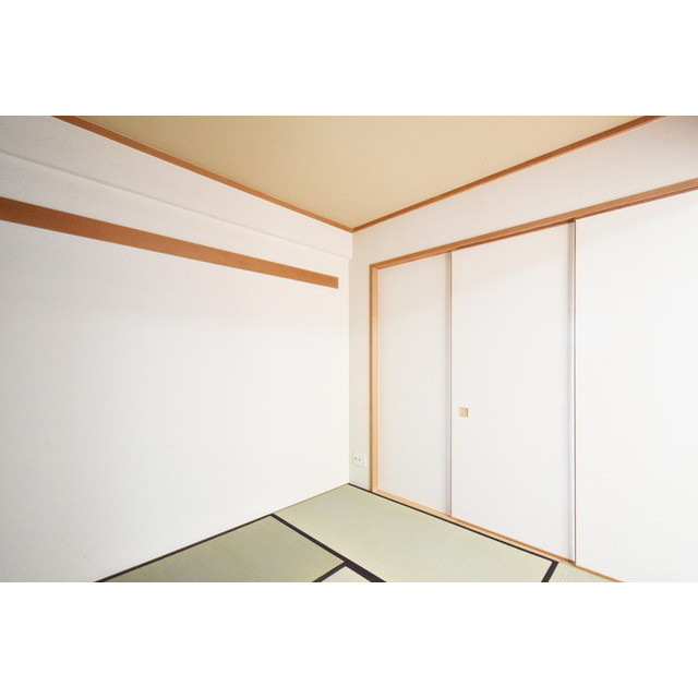 エバーライフ久留米南【キャッシュバック対象物件】の和室|使いやすい居間です