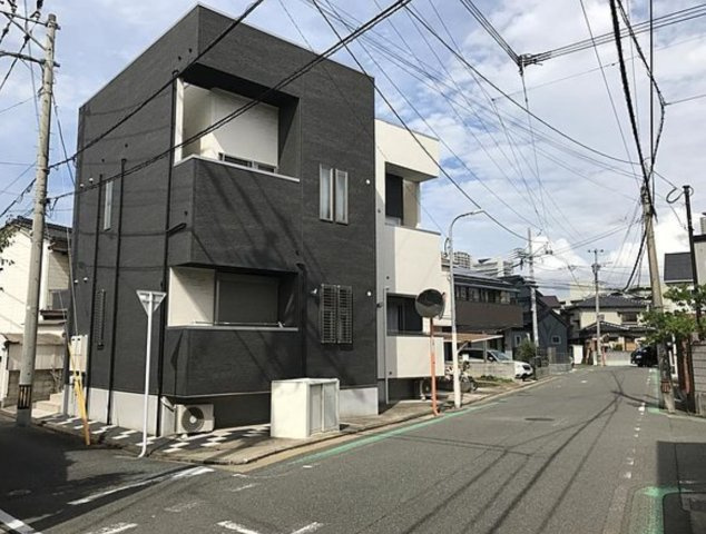 福岡市東区千早1丁目　１棟売りアパート　投資／収益物件の外観