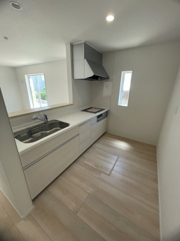 小野市中町第6－2号棟のキッチン