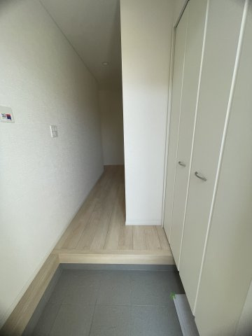 小野市中町第6－2号棟の玄関