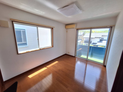 【洋室】 | 鳥取市桂見中古一戸建て