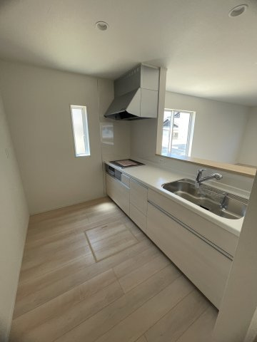 小野市中町第6－4号棟のキッチン