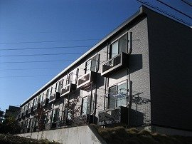 神戸市西区天が岡のアパートの外観