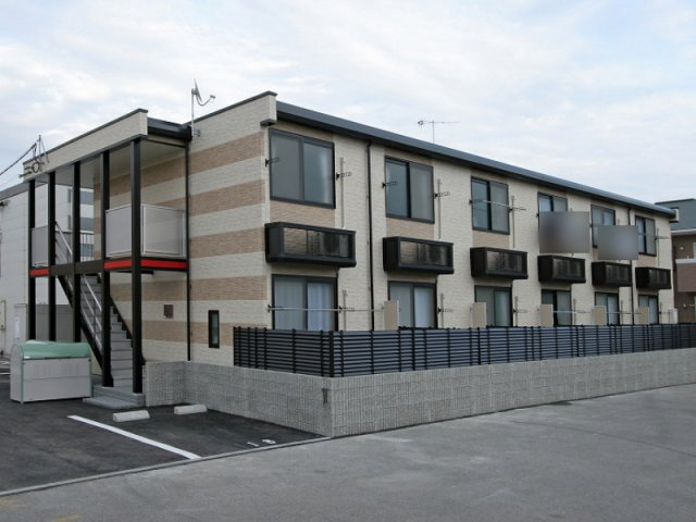 神戸市西区伊川谷町潤和のアパートの外観