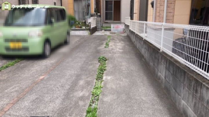 川口市弥平4丁目　中古一戸建ての駐車場