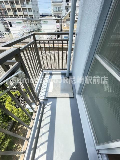 園田手良向第2マンションのバルコニー|バルコニーからの眺めを楽しみながら食事をしませんか