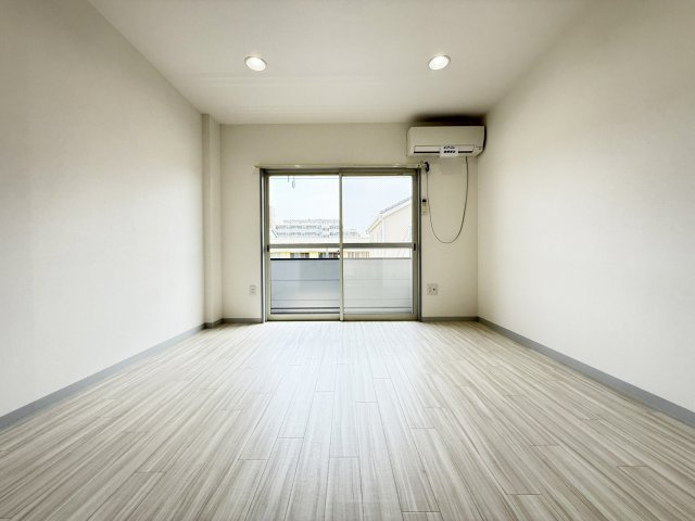 エトワール21比島の洋室