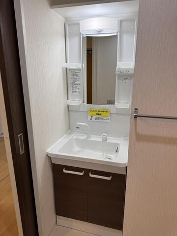 メゾン　アバントの洗面所