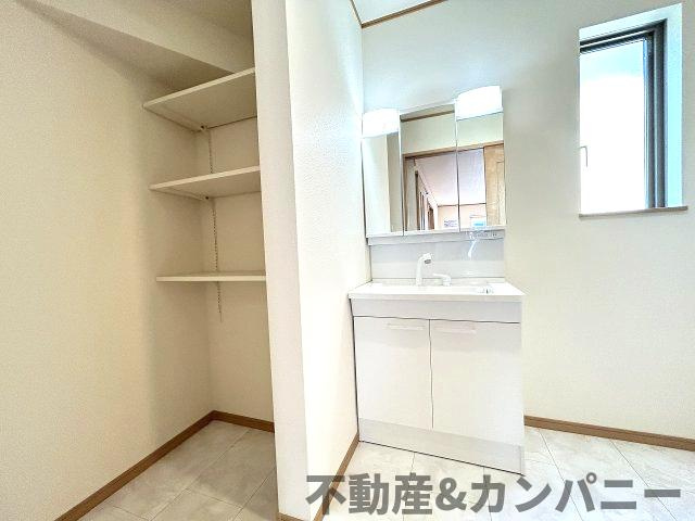 ハートフルタウン北吉田　新築分譲戸建　のランドリースペース