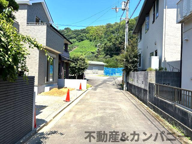 ハートフルタウン北吉田　新築分譲戸建　の前面道路含む現地写真|前面道路含む現地写真です