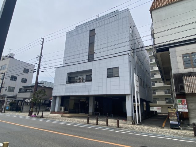 西条市大町　事業用物件の外観