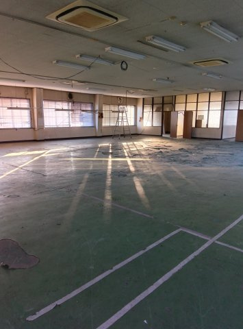 キャスト城東の駐車場