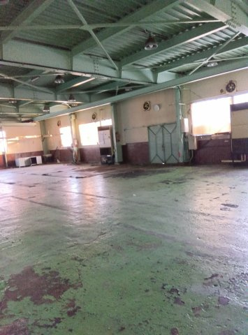 キャスト城東のロビー