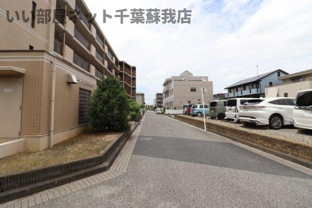 アーバンヒルズの周辺