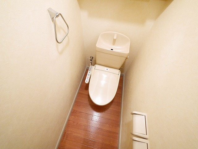 メゾン・ド・アンジュのトイレ|ゆったりとした空間のトイレです