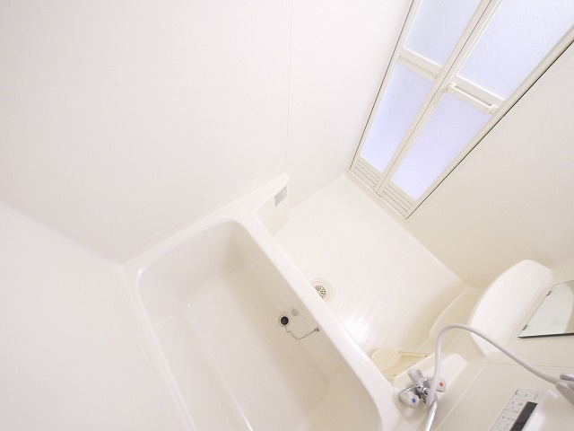 メゾン・ド・アンジュの浴室|お風呂で日々の疲れを落としましょう