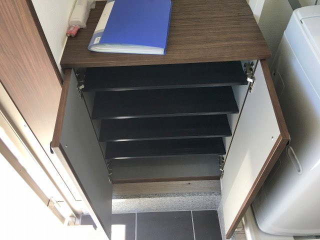 【玄関】 | ＦｉｒｓｔＳｔａｇｅ（ファーストステージ） | ※退去前の為、写真と現状が異なる場合がございます