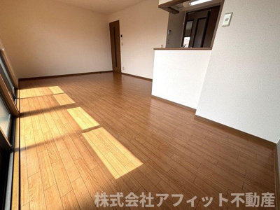 【居間・リビング】 | サンモール川口 B棟