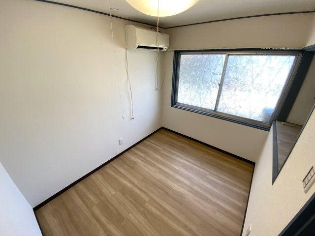 【洋室】 | 国府３丁目貸家