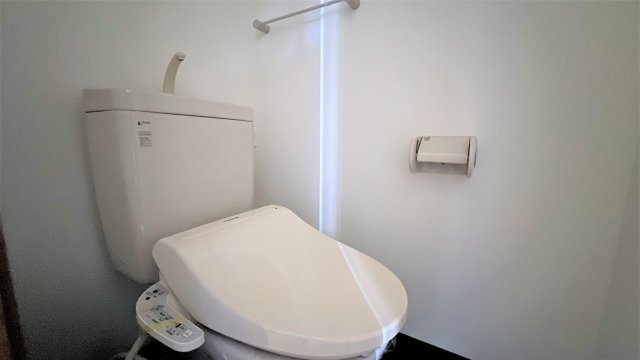 ベル・フラワーのトイレ|※反転タイプの間取となります。