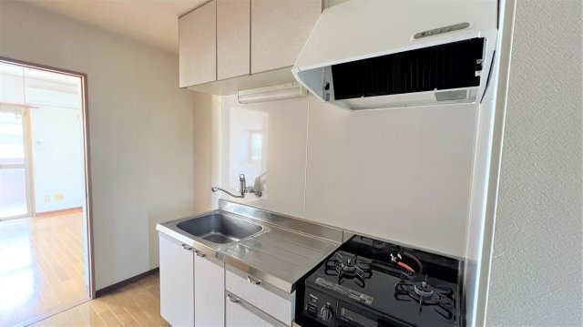 ベル・フラワーのキッチン|※反転タイプの間取となります。