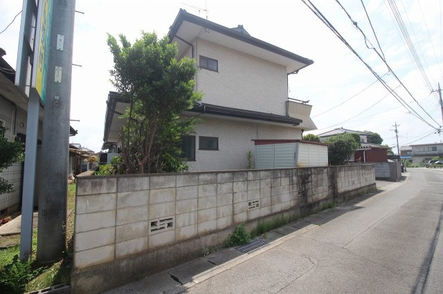 小山市間々田の外観