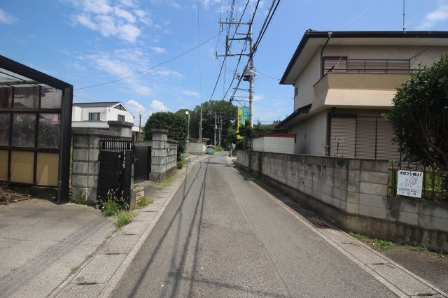 小山市間々田の前面道路含む現地写真|西側公道