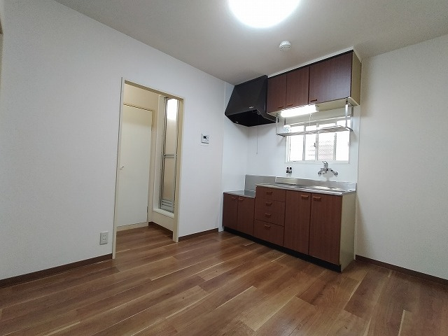 神戸市長田区高取山町１丁目の賃貸マンションの居間・リビング