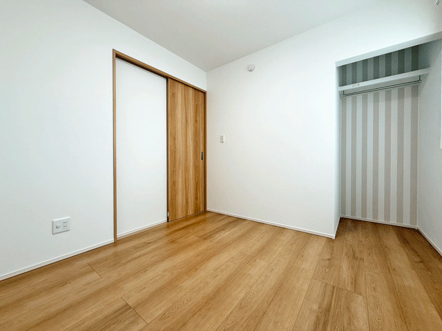 仙台市太白区西の平1丁目　A棟の洋室