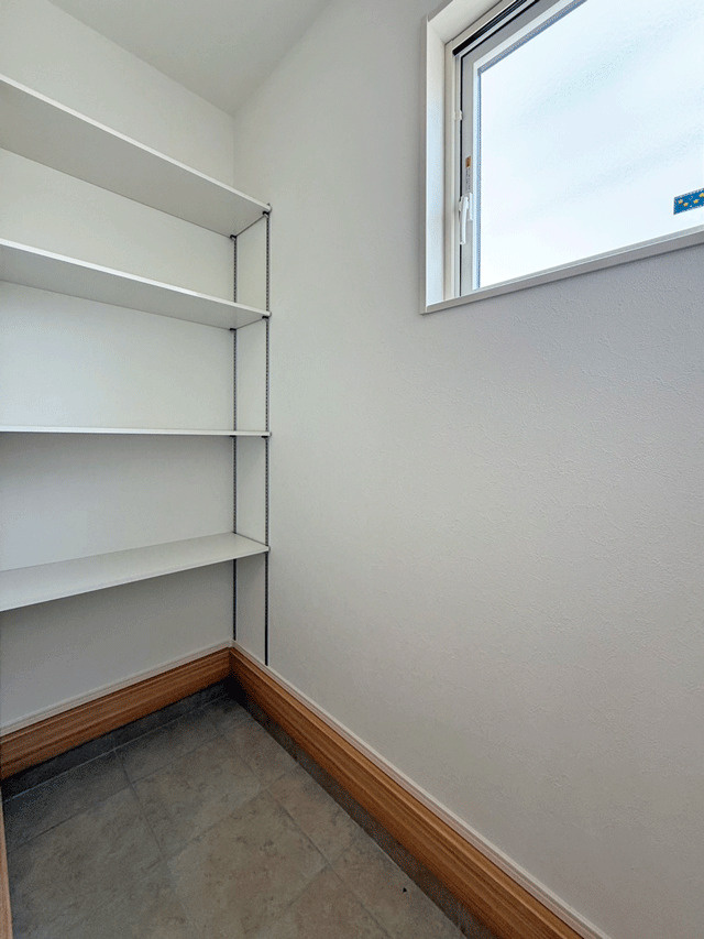 仙台市太白区西の平1丁目　A棟の収納