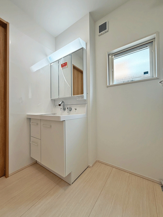 仙台市太白区西の平1丁目　A棟の独立洗面台