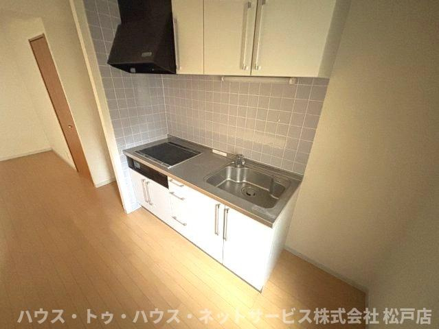 カミュー松戸北小金のキッチン