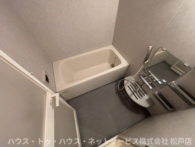 カミュー松戸北小金の浴室