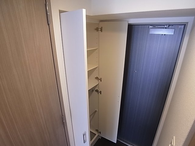 神戸市兵庫区西出町２丁目の賃貸マンション