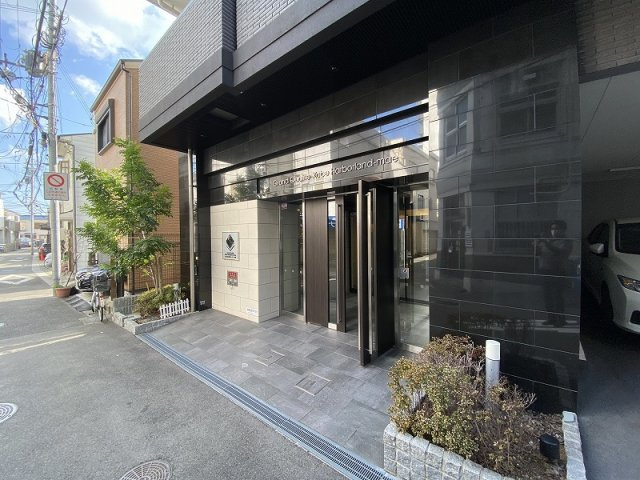 神戸市兵庫区西出町２丁目の賃貸マンション