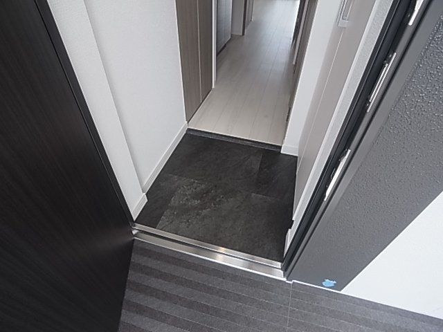 神戸市兵庫区西出町２丁目の賃貸マンション