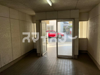 【エントランス】