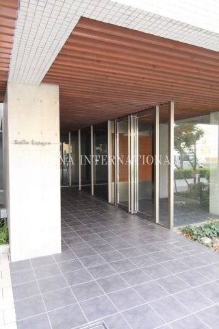 ベルエキップのエントランス