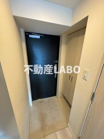 S-RESIDENCE日本橋Qualierの玄関