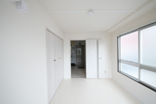 五條ハイツの居間・リビング