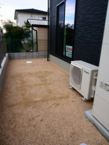 【庭】 | ルルーディア十日市東町2号棟 | デザイン性が高い室内♪利便性の良い立地。