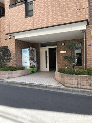 【エントランス】 | Ｃ3Ｐ3千歳