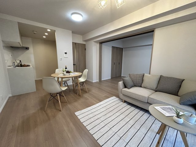 【居間・リビング】サンシティ本通 