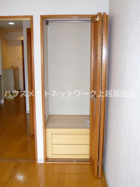 ピアハイム高田の収納|クローゼット