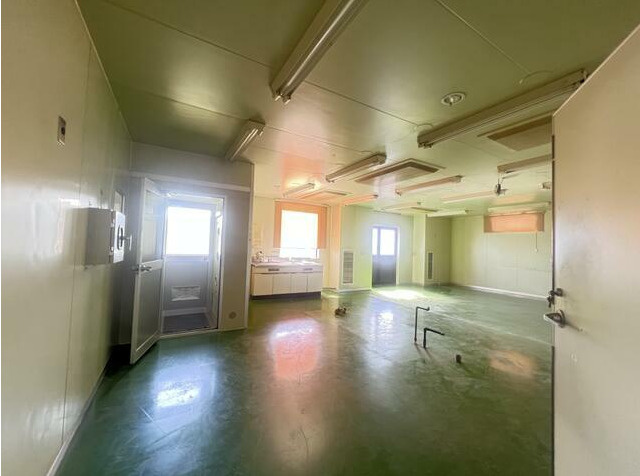 寅新田ペンガー貸しビルの内装