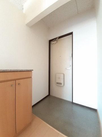 エルディム　ブルーハイツの玄関