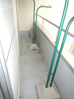 【バルコニー】 | パークサイドHIRO | ※他室の参考写真です